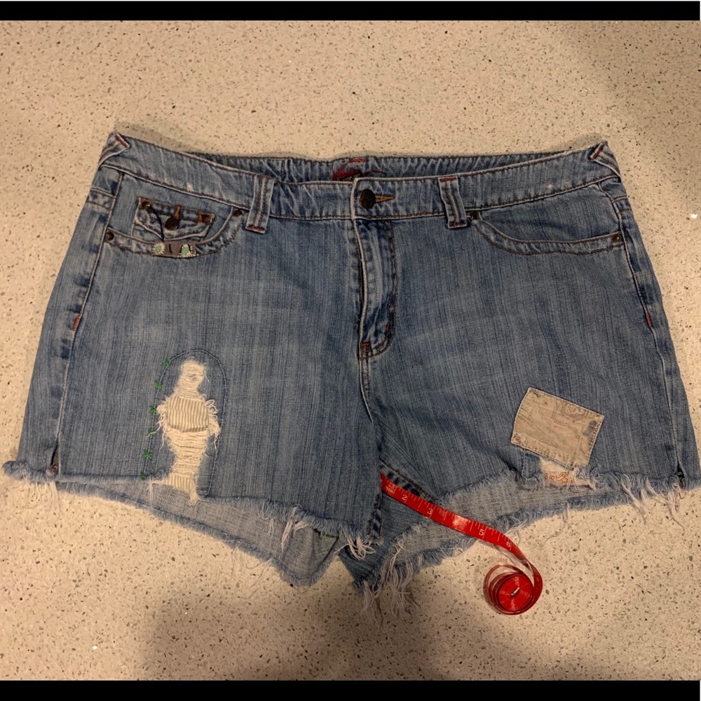 Venezia shorts. Size 20